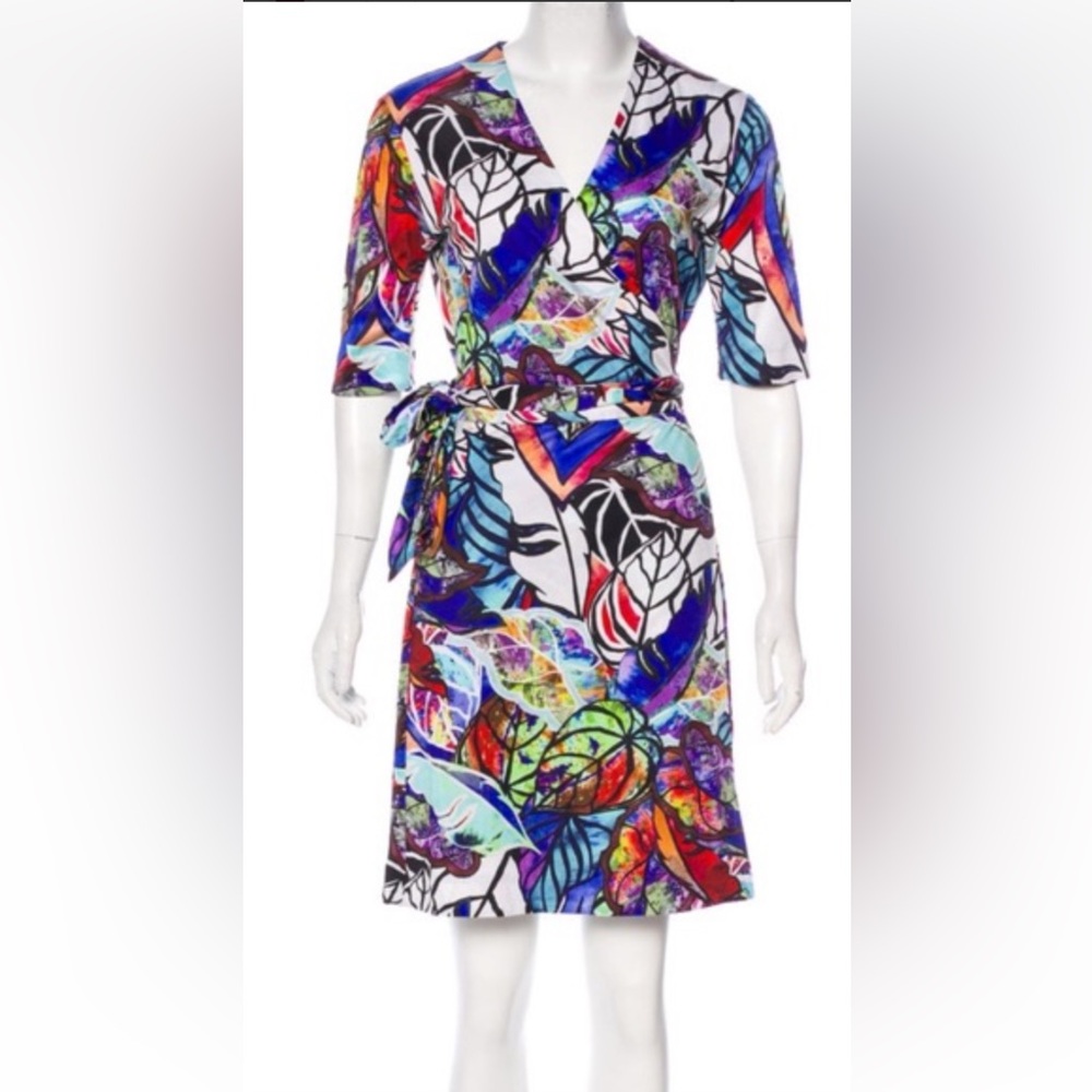 Robert Graham size 6 good condition